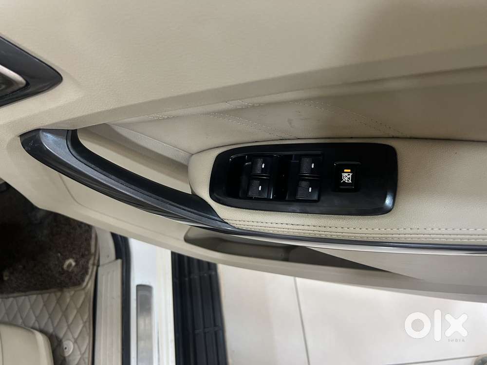 Ford Endeavour 3.2 Titanium At 4x4, 2017, Diesel