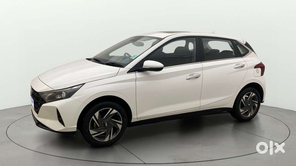Hyundai New I20 1.2 Asta (o) Ivt, 2023, Petrol