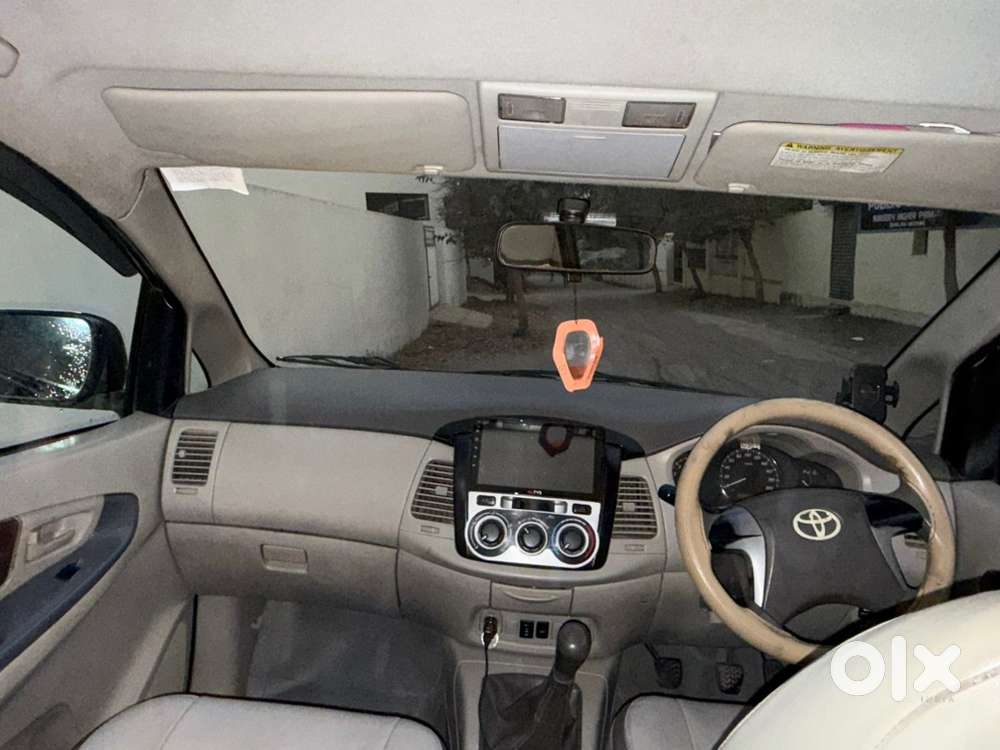 Toyota Innova 2012 Diesel Well Maintained