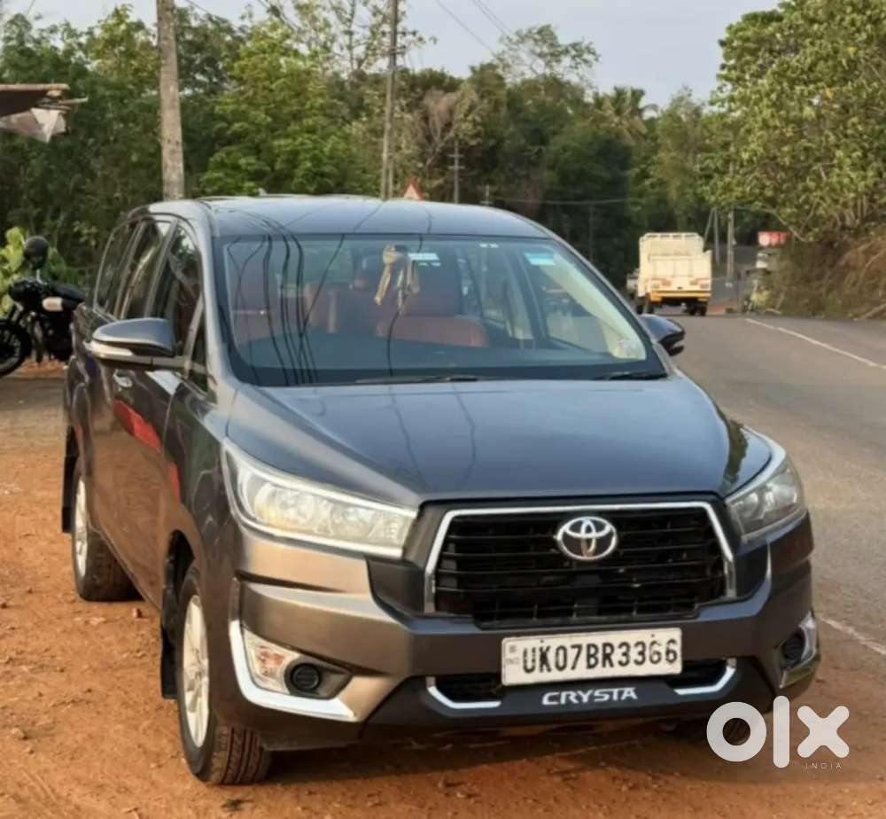 Innova Crysta Automatic 2.8g