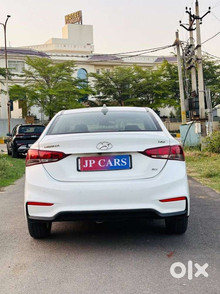 Hyundai Verna 2016-2017 1.6 Crdi At Sx Option, 2017, Diesel