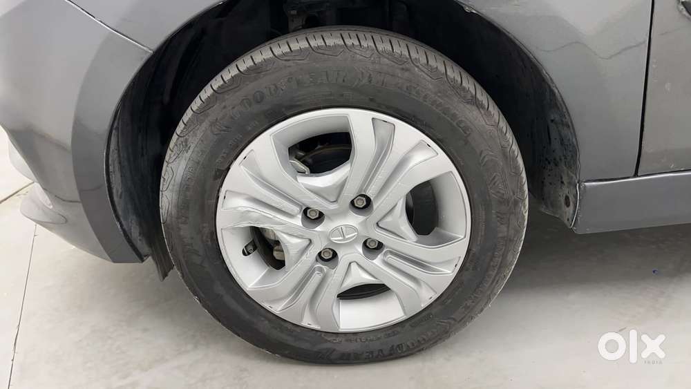 Tata Tiago 1.2 Revotron Xta, 2023, Petrol