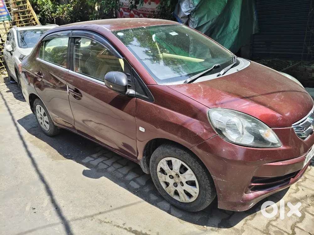 Honda Amaze 2013 Petrol Well Maintained