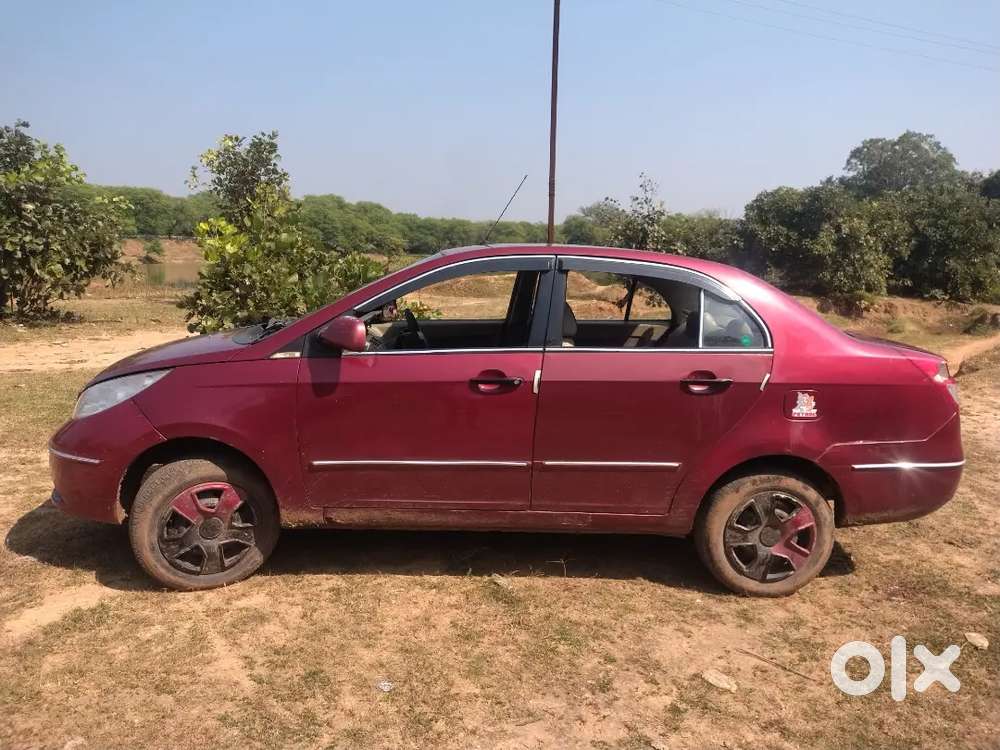 Tata Manza Aura Safire 2010
