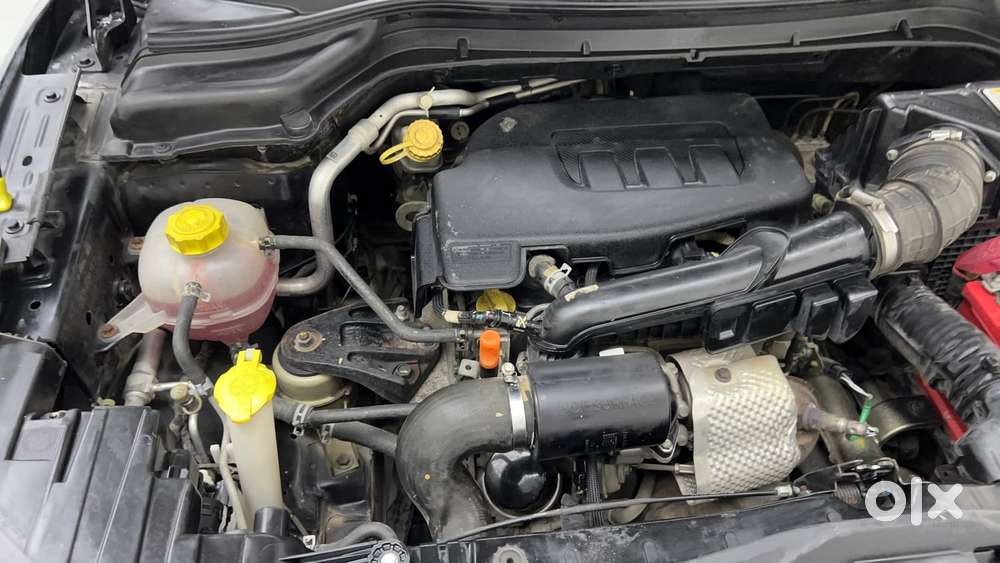 Mahindra Xuv300 W8 Option, 2019, Petrol