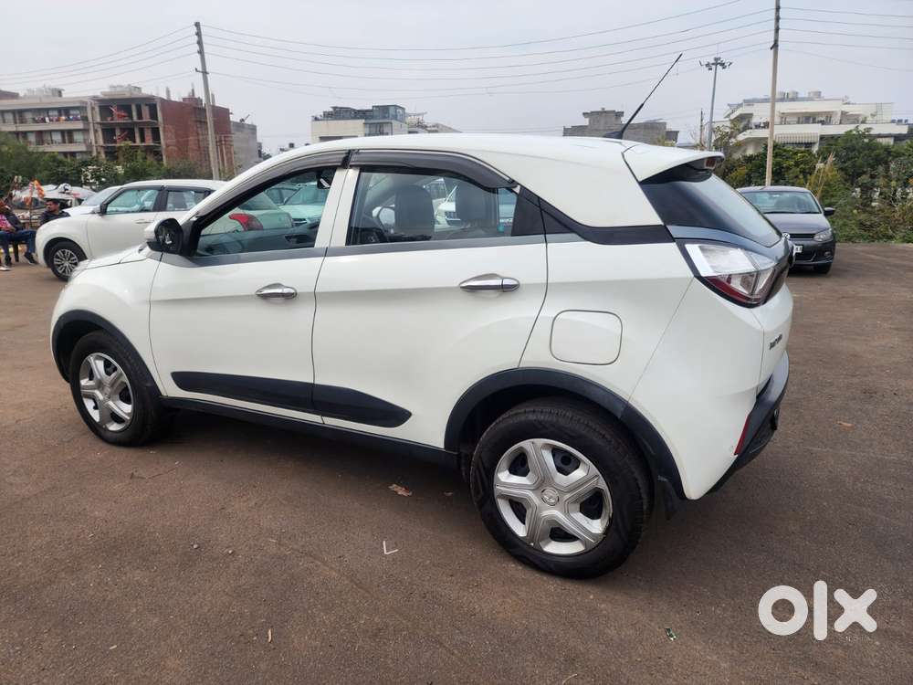 Tata Nexon Amt 1.5 Revotorq Xma, 2019, Petrol