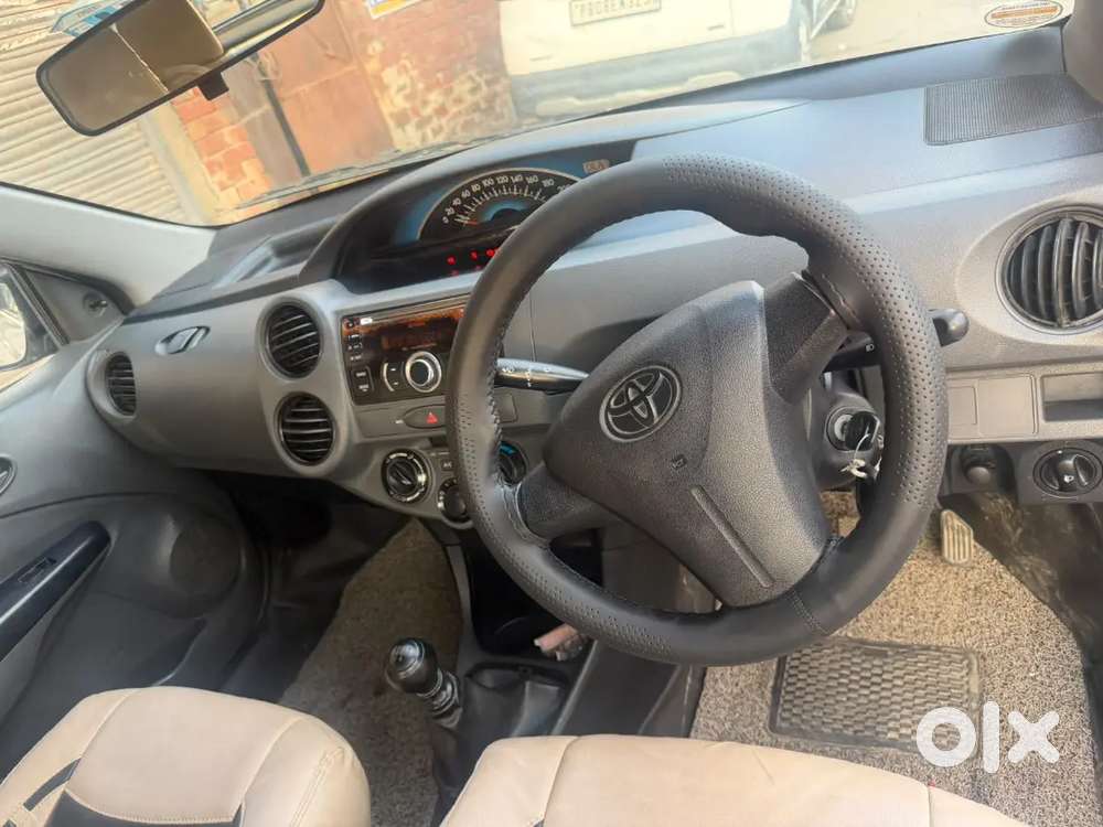 Toyota Etios Liva 2014