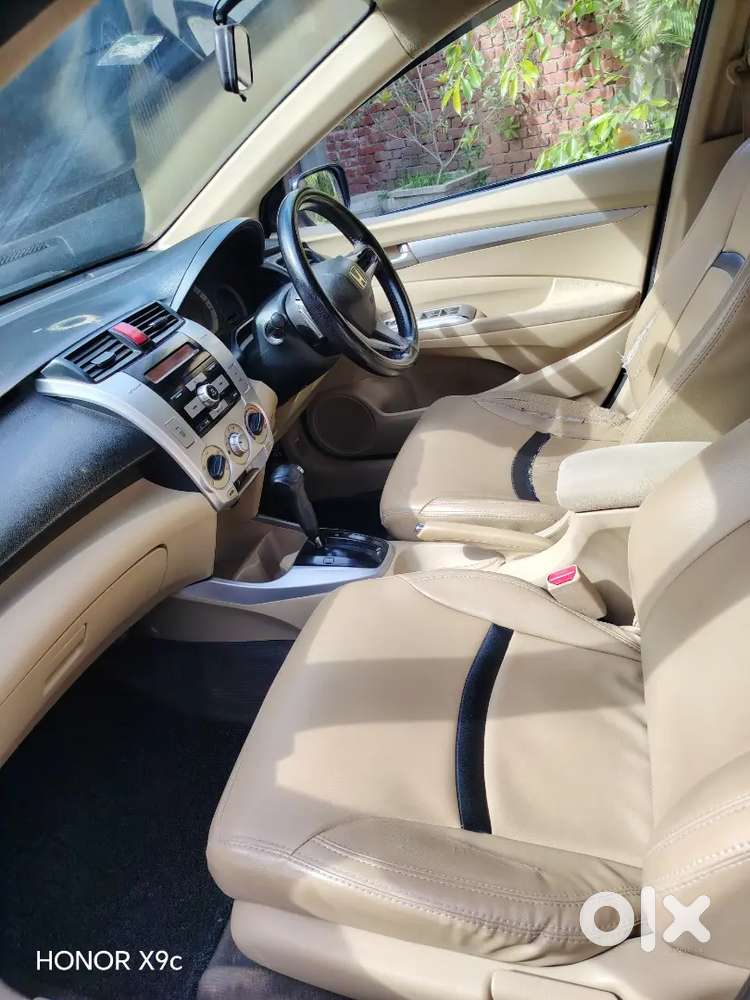 For Sale: Honda City 2011 Cng & Hybrid Mileage: 105,955 Km