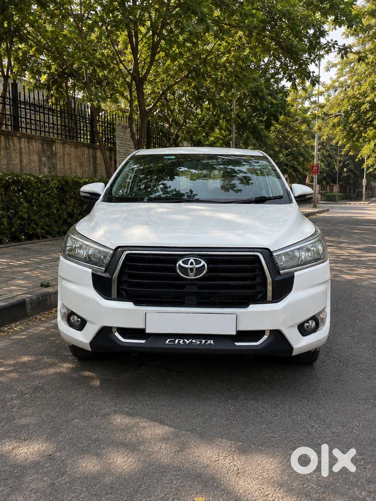 Toyota Innova Crysta 2017 Diesel Well Maintained Urgent Sale