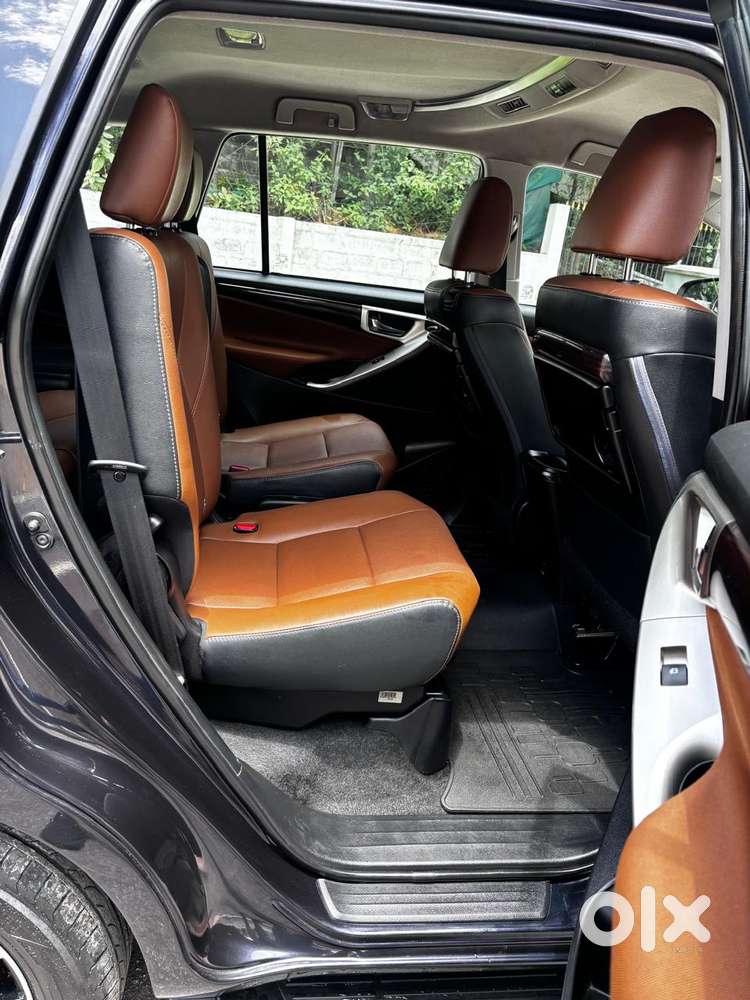Toyota Innova Crysta [ ] 2.4 Zx At 7 Str, 2021, Diesel