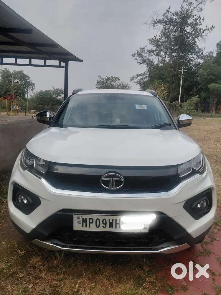 Tata Nexon 2021 Petrol Manual - Cars in MCTE, Mhow - 1860017045