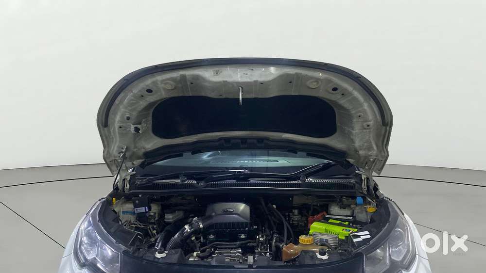 Tata Nexon 1.2 Revotron Xz Plus (s), 2021, Cng & Hybrids