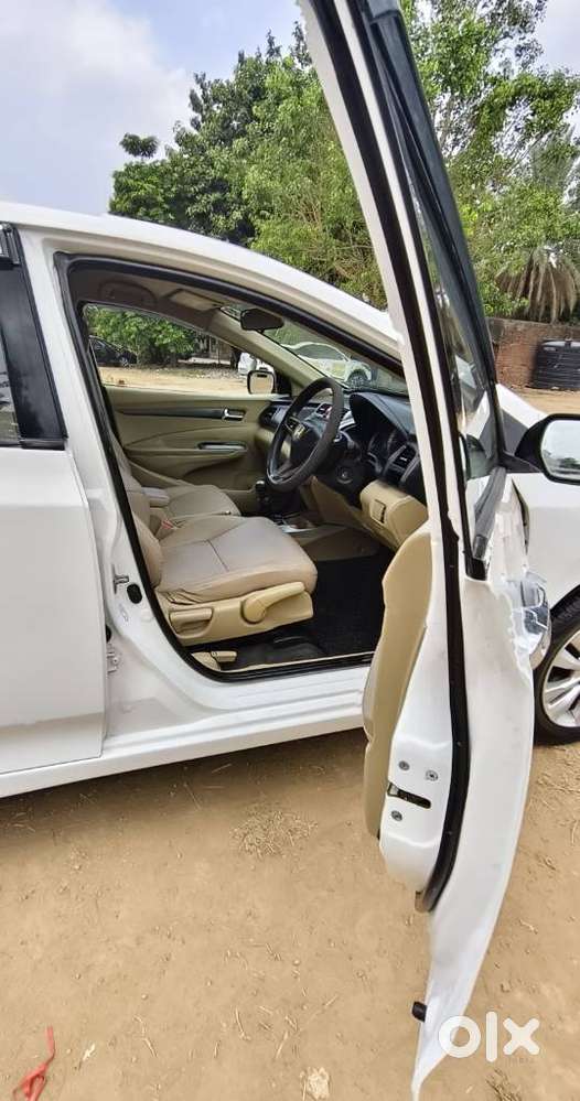 Honda City V At Exclusive, 2012, Petrol