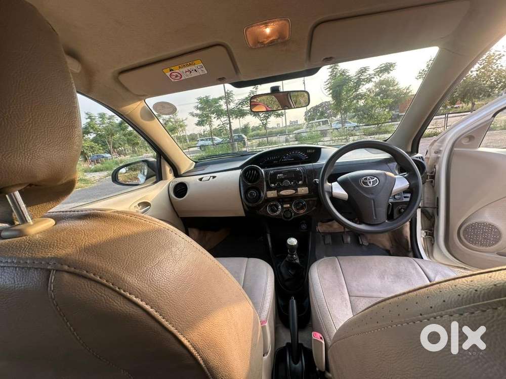 Toyota Etios Liva 2018 White