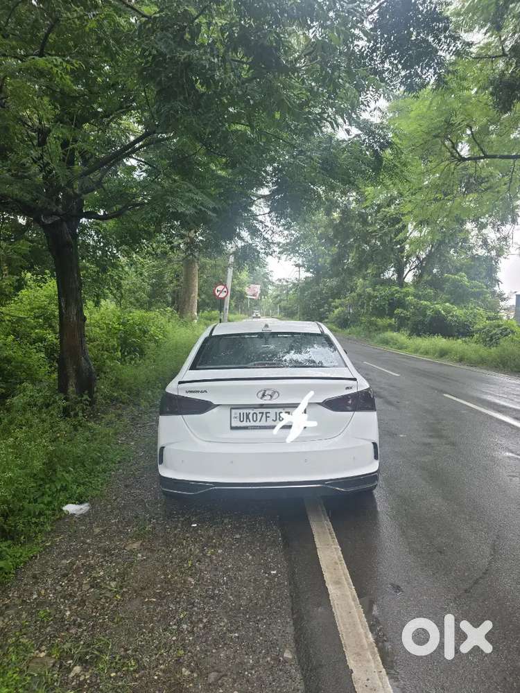 Hyundai Verna 2023 Sx Petrol Mt