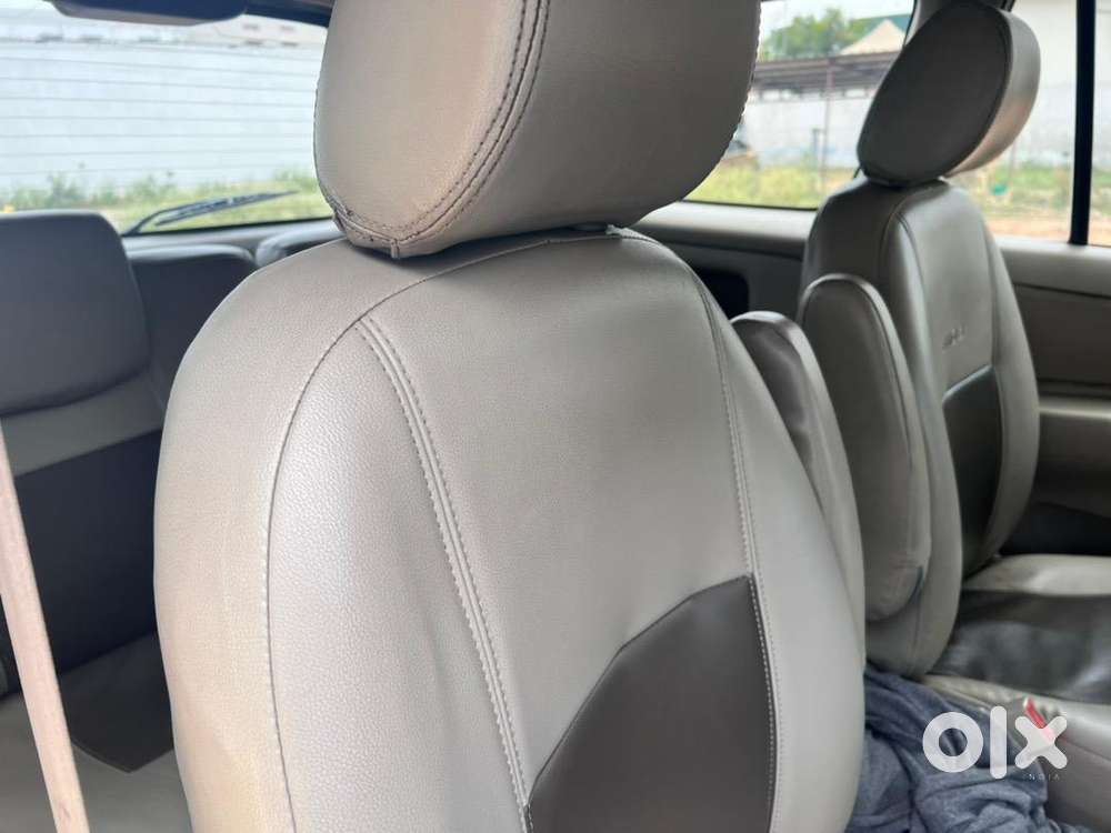 Toyota Innova 2.5 V Diesel Well Maintained