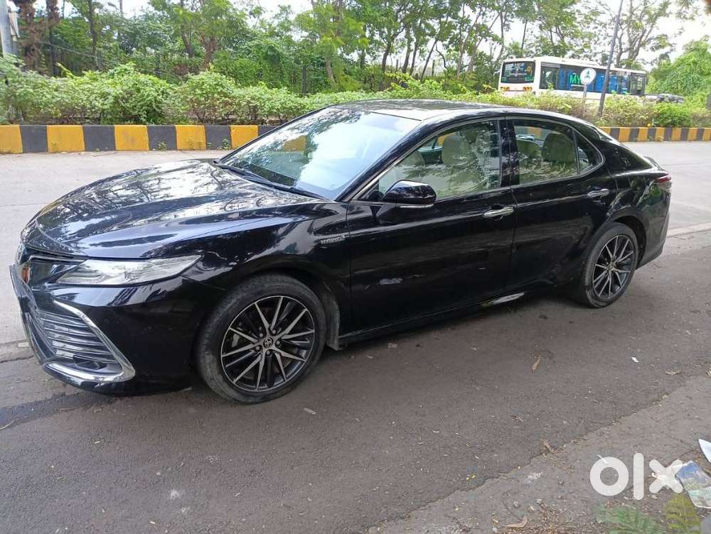 Toyota Camry Hybrid, 2022, Cng & Hybrids