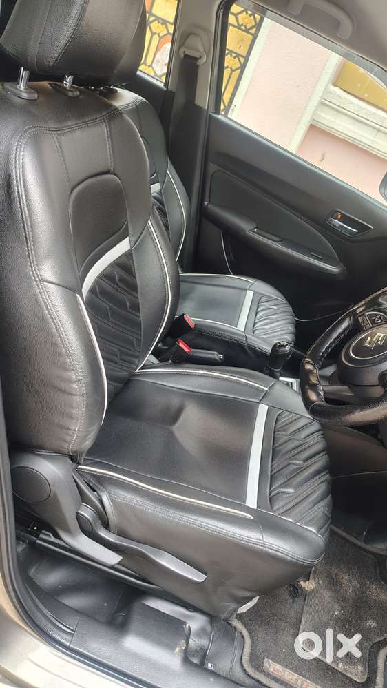 Maruti Suzuki Swift Vxi + Manual, 2023, Petrol