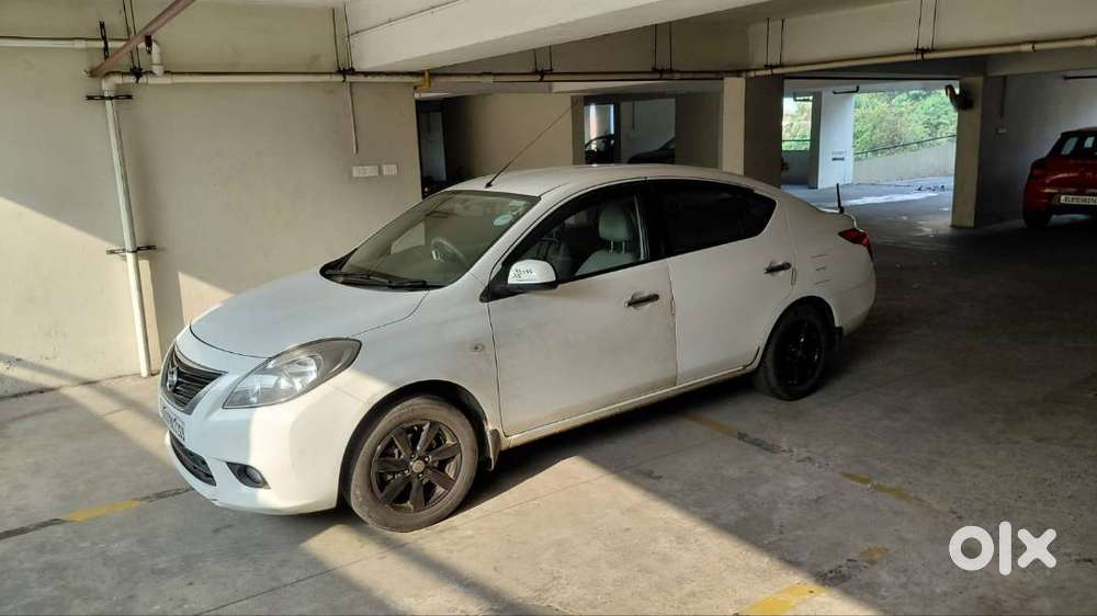 Nissan Sunny Xv With Low Kms Driven