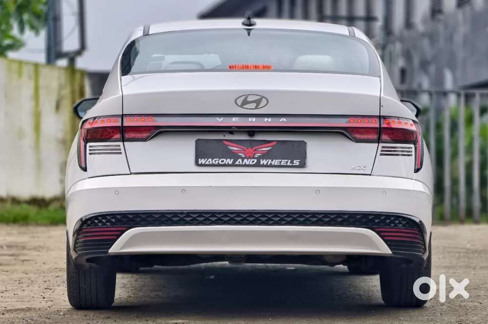 Hyundai Verna 1.5 Sx (o) Vtvt, 2024, Petrol