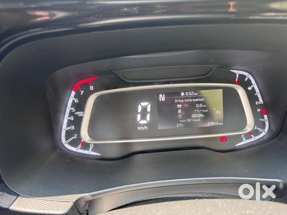 Kia Sonet 2023 Petrol Well Maintained