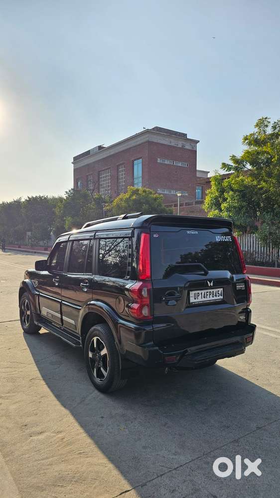 Mahindra Scorpio S11 Mt 7s, 2023, Diesel