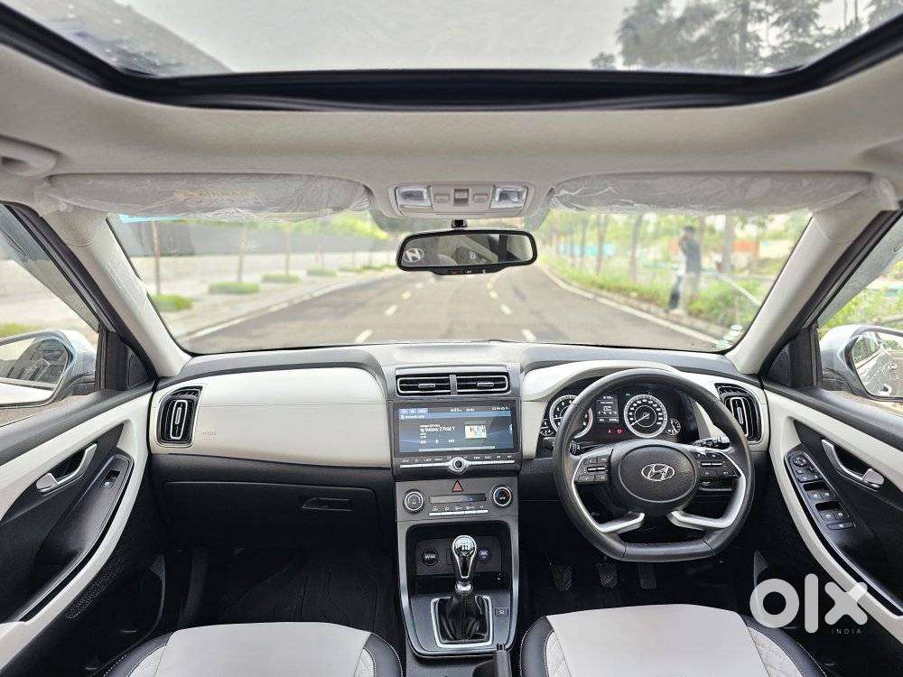 Hyundai Creta Sx Petrol Mt, 2022, Petrol