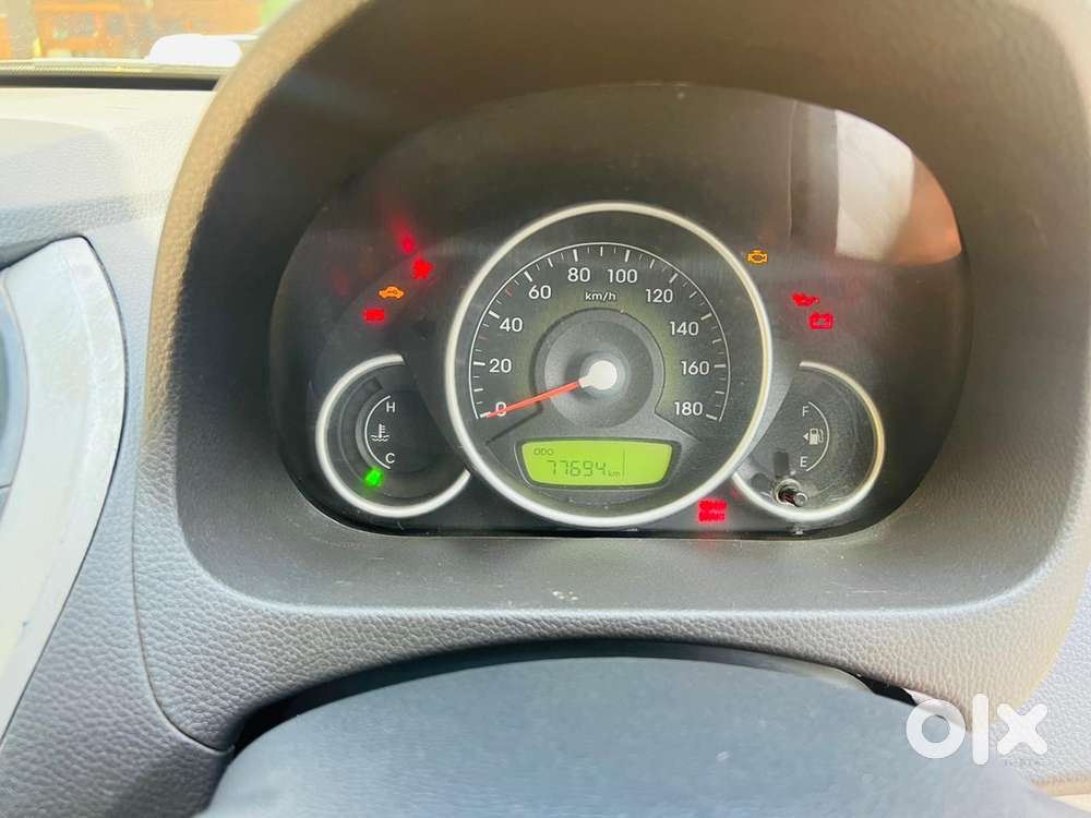 Hyundai Eon 2013 Petrol Well Maintained