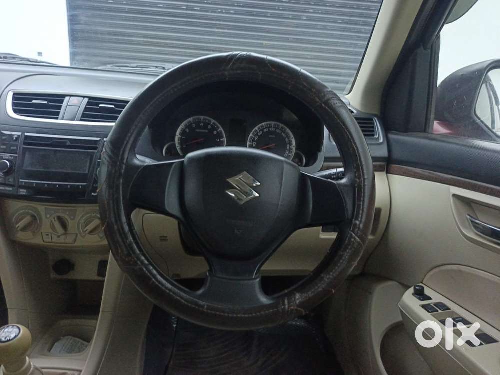 Maruti Suzuki Swift Dzire Vxi Optional, 2016, Petrol