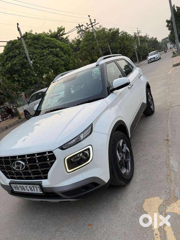 Hyundai Venue 2021 Diesel Car