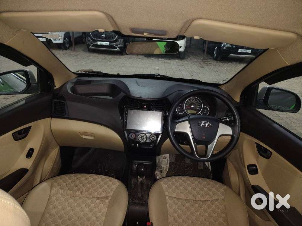 Hyundai Eon Sportz, 2017, Petrol