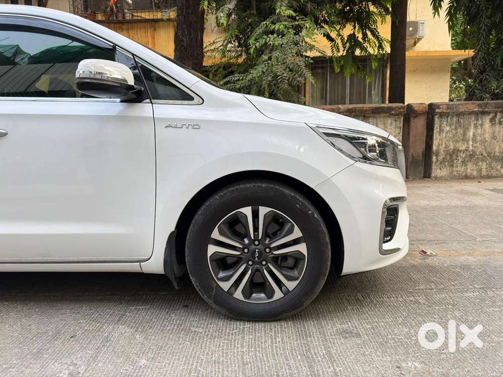 Kia Carnival Limousine Plus 2023