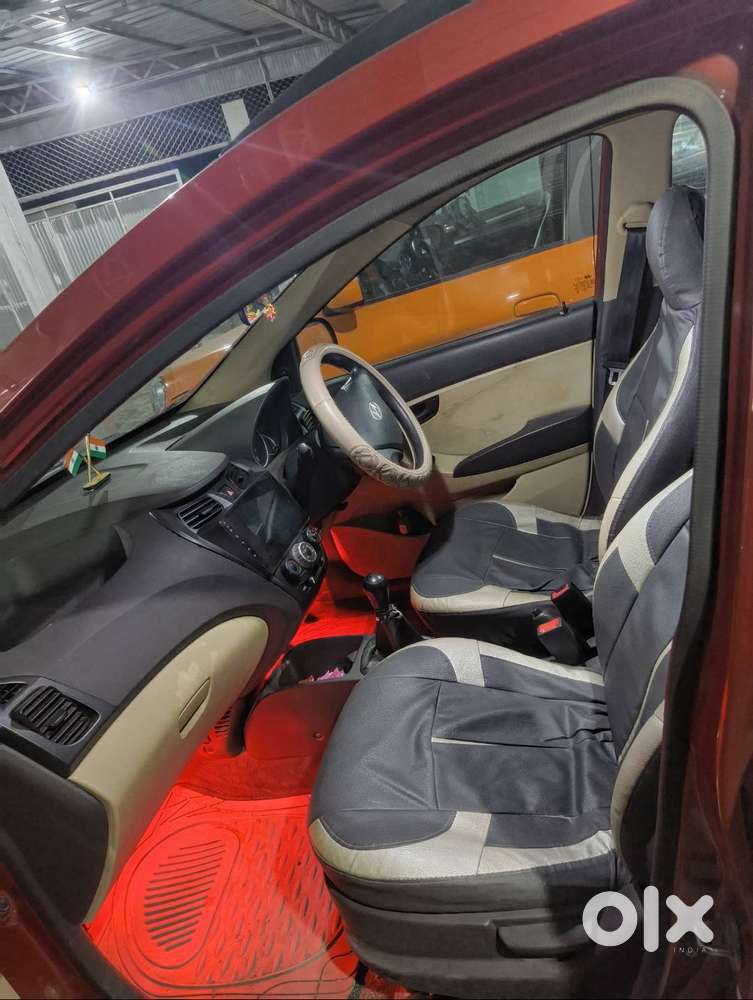 Hyundai Eon Magna 2011