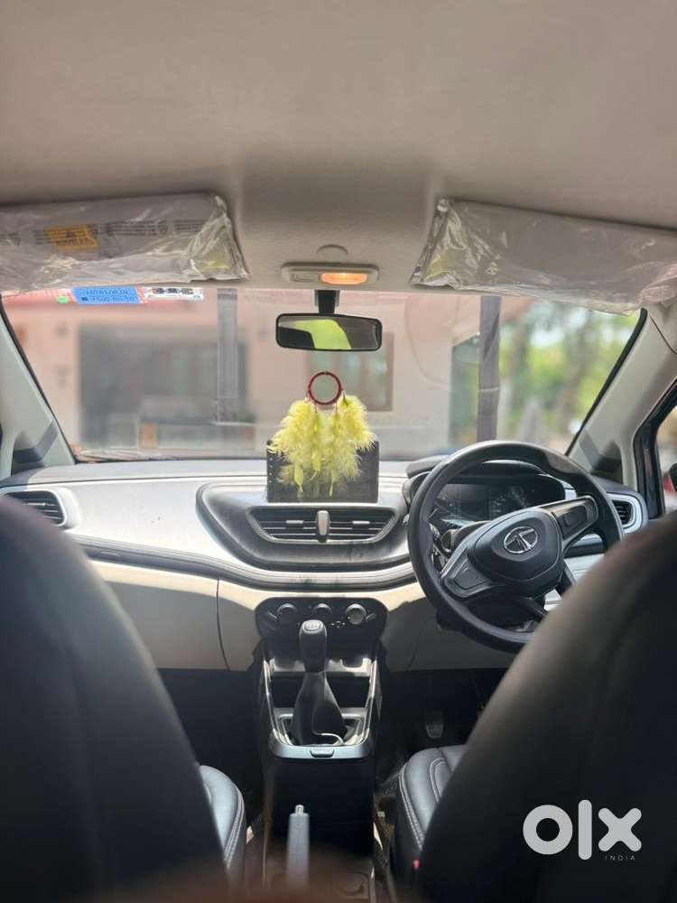 Tata Altroz 2021 Petrol 28000 Km Driven