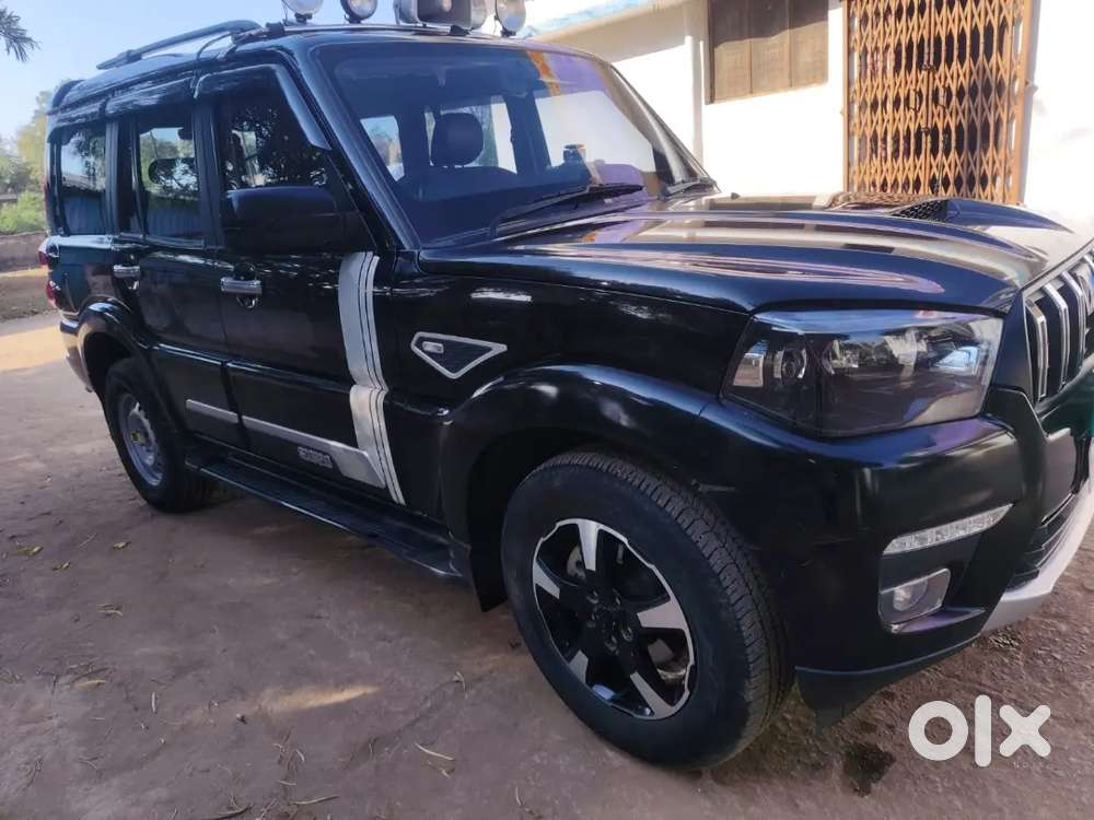 Mahindra Scorpio Classic 2023