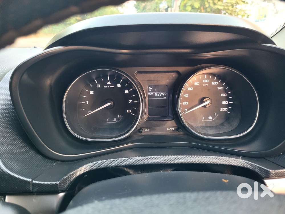 Tata Nexon 1.2 Revotron Xz Plus, 2018, Petrol