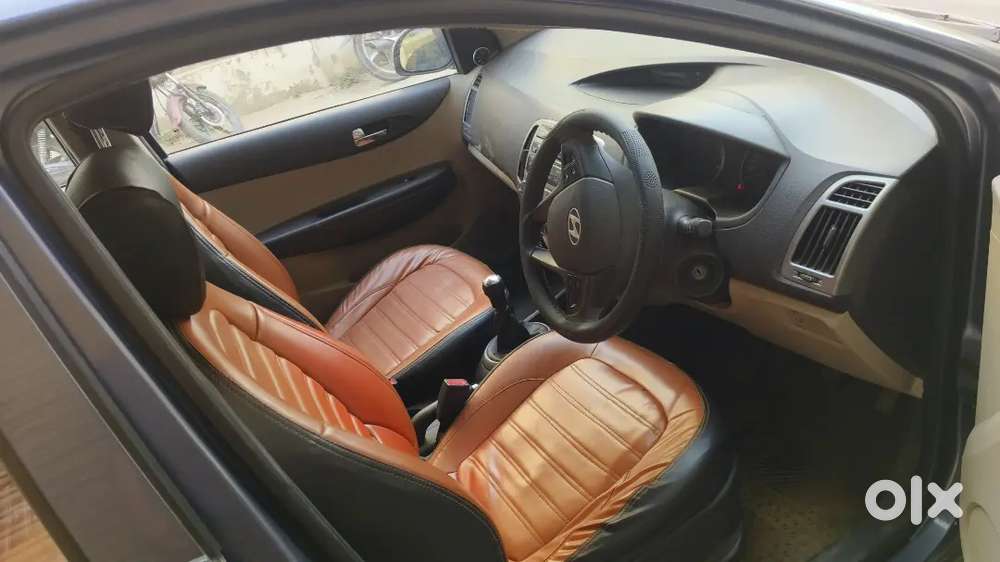 Hyundai I20 2014 Petrol 76259 Km Driven