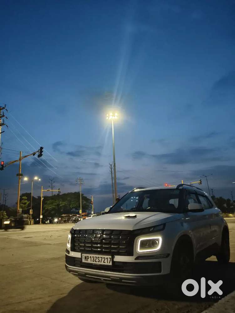 Hyundai New Venue Se Petrol Manual 2025