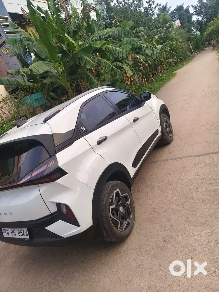 Tata Nexon 2024 Petrol Manual