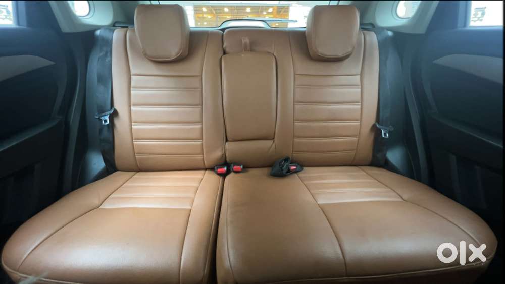 Maruti Suzuki Vitara Brezza Zdi+ Dual Tone Mt, 2017, Diesel