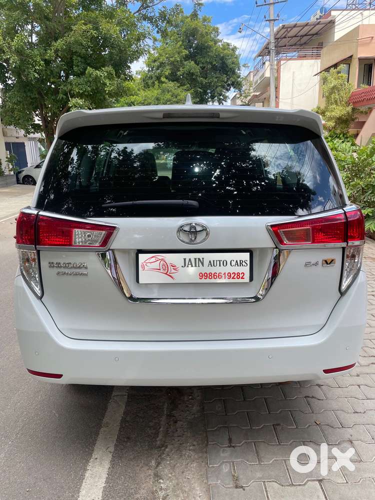 Toyota Innova Crysta 2.4 V, 2024, Diesel