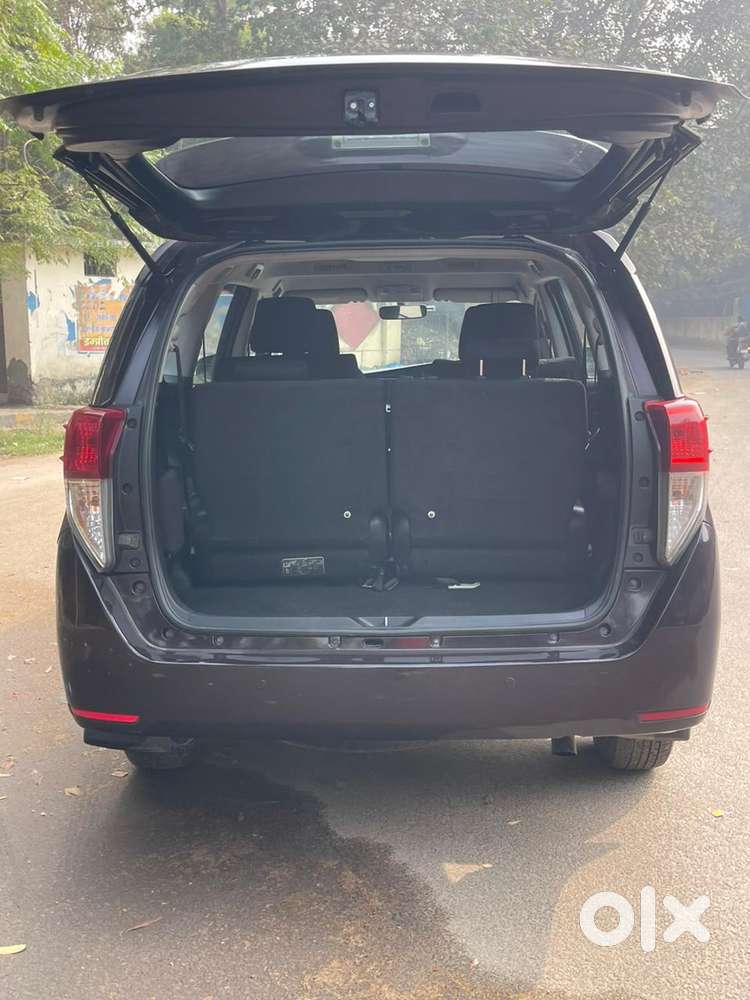 Toyota Innova Crysta