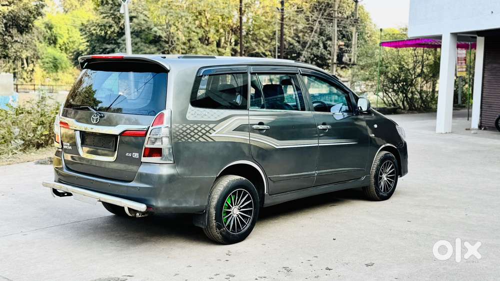 Toyota Innova [2013-2016] 2.5 G4 8 Str, 2014, Diesel