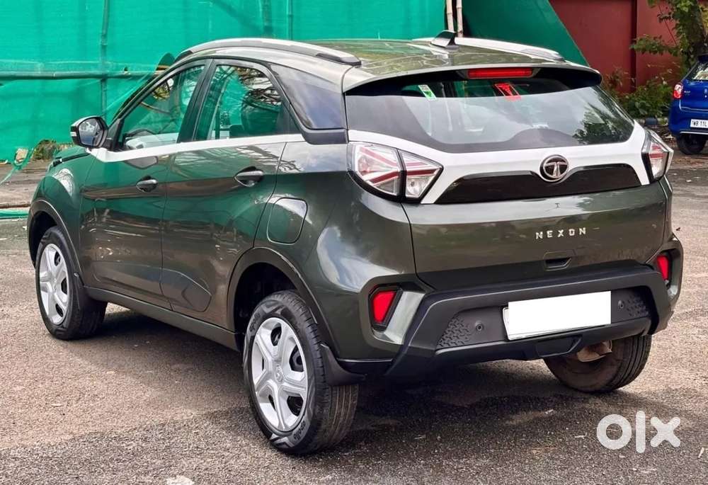 Tata Nexon 1.2 Revotron Xm Plus (s), 2023, Petrol