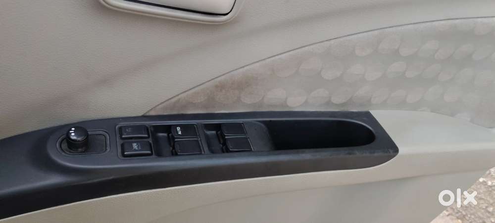 Maruti Suzuki Celerio 1.0 Zxi Mt, 2016, Petrol