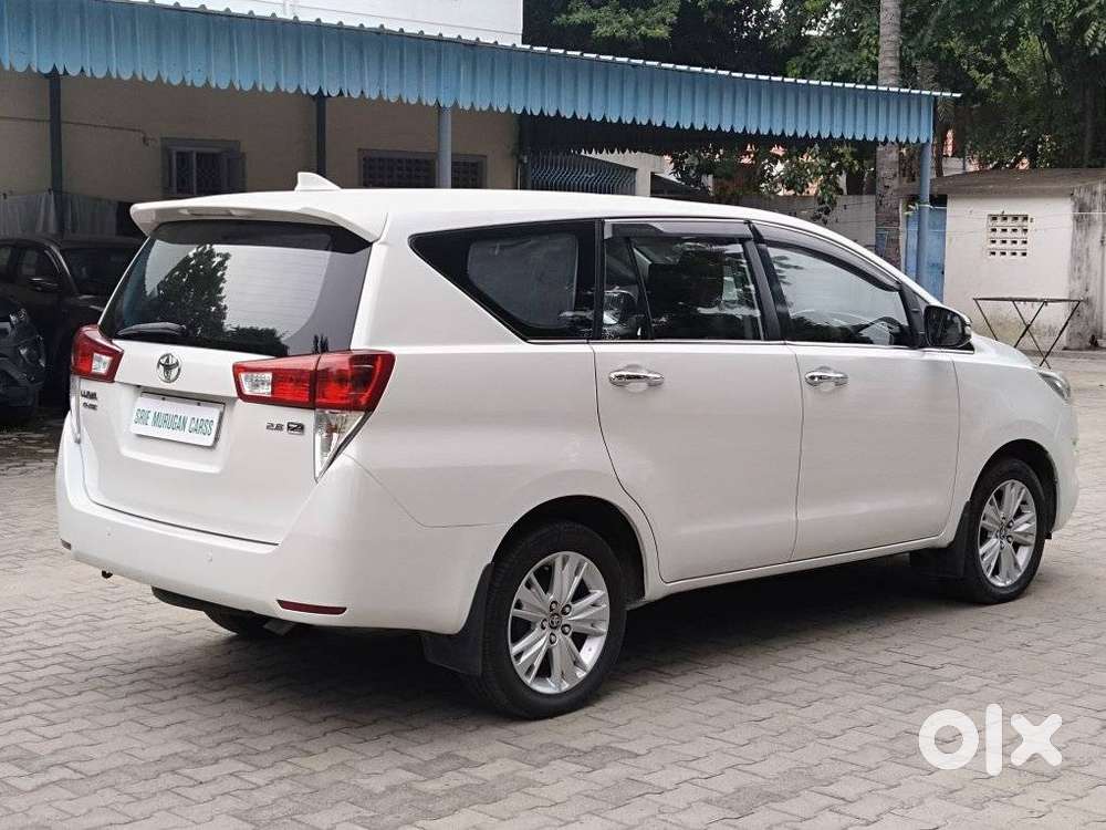 Toyota Innova Crysta 2.8z Automatic, 2016, Diesel
