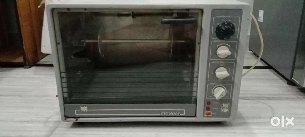 Bajaj Majesty 2900T OTG Oven - Good Condition (28L).