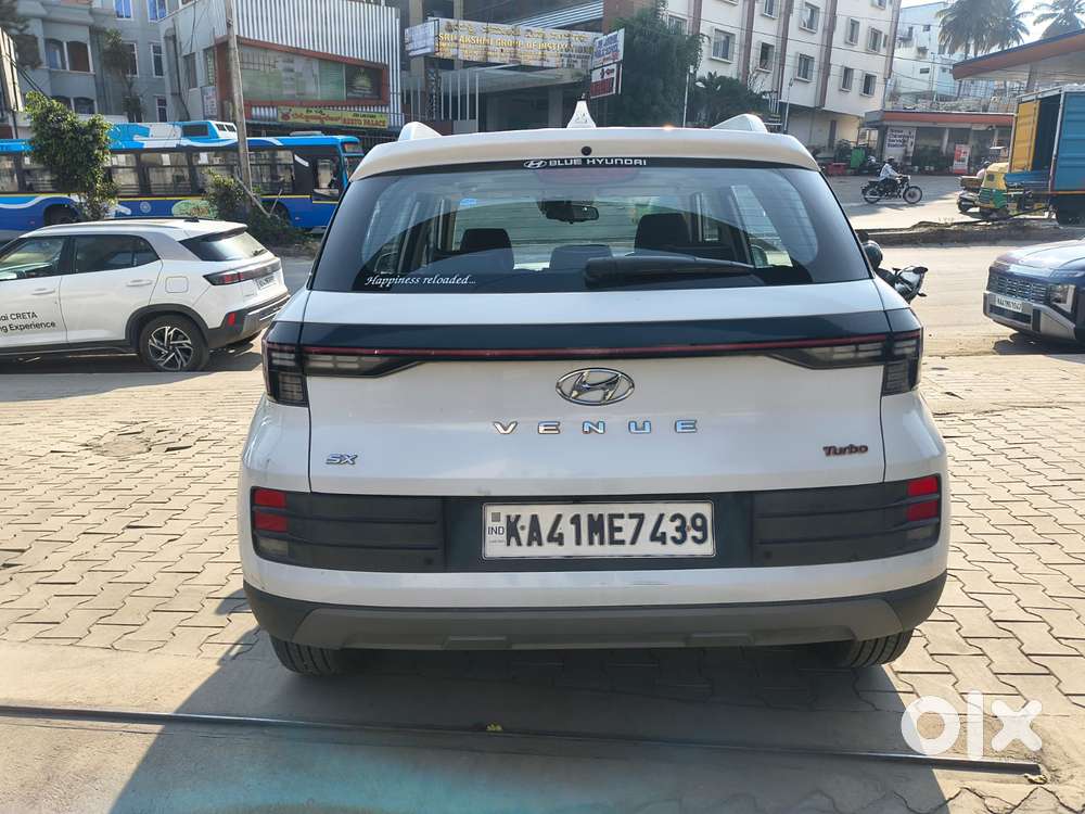 Hyundai Venue 1.0 Sx (o) Turbo Dct, 2023, Petrol