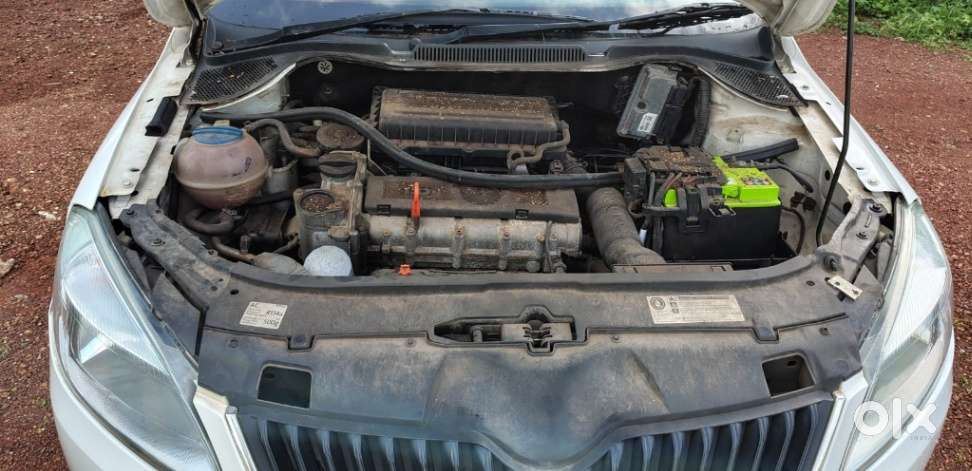 Skoda Rapid 1.6 Mpi Ambition, 2012, Petrol
