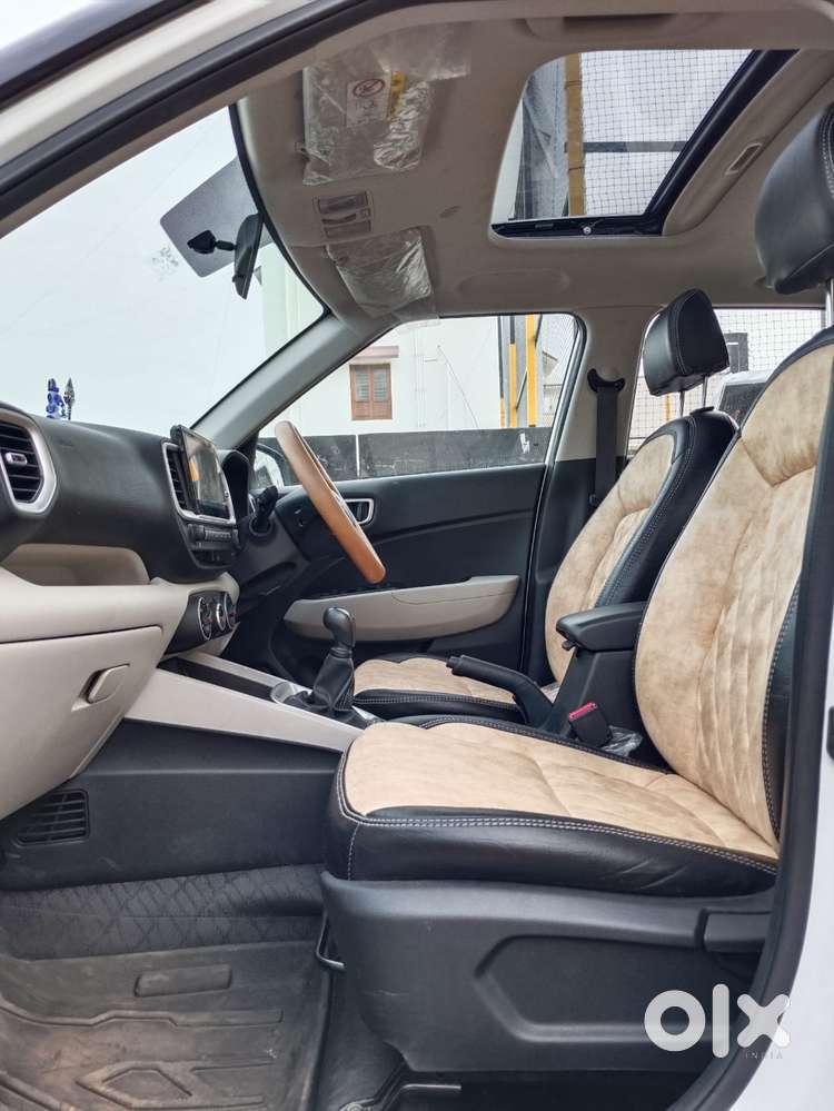 Hyundai Venue, 2025, Petrol